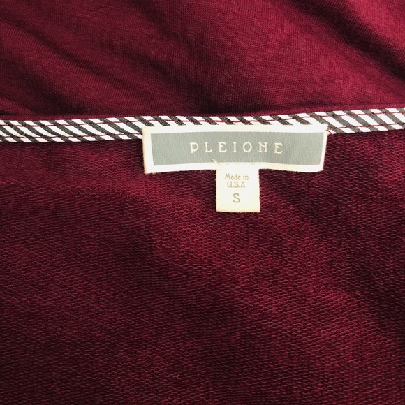 Burgundy dress - Picture 4 of 6